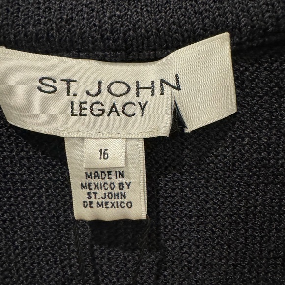 St. John Legacy Wool Blazer - Picture 7 of 11
